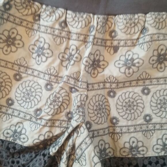 NWOT Matilda Jane Shorts Embriodary - Picture 3 of 5